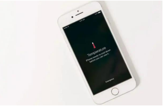 二连浩特苹果手机维修分享iPhone 手机发热如何快速降温 